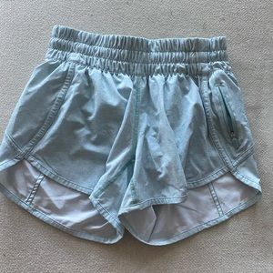 Size 4 lululemon shorts